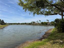 Picture of 8165 Bridgeport Bay Circle, Mount Dora, FL 32757