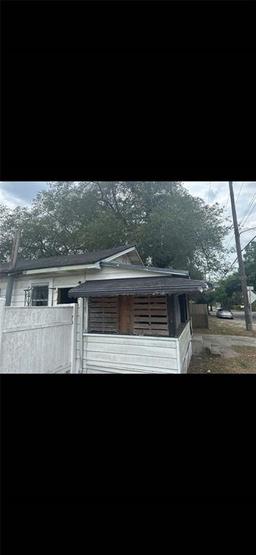 Picture of 606 W Yukon Street, Tampa, FL 33604