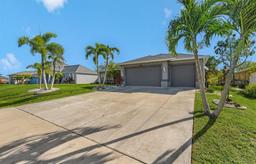 Picture of 1103 SW 8Th Court, Cape Coral, FL 33991