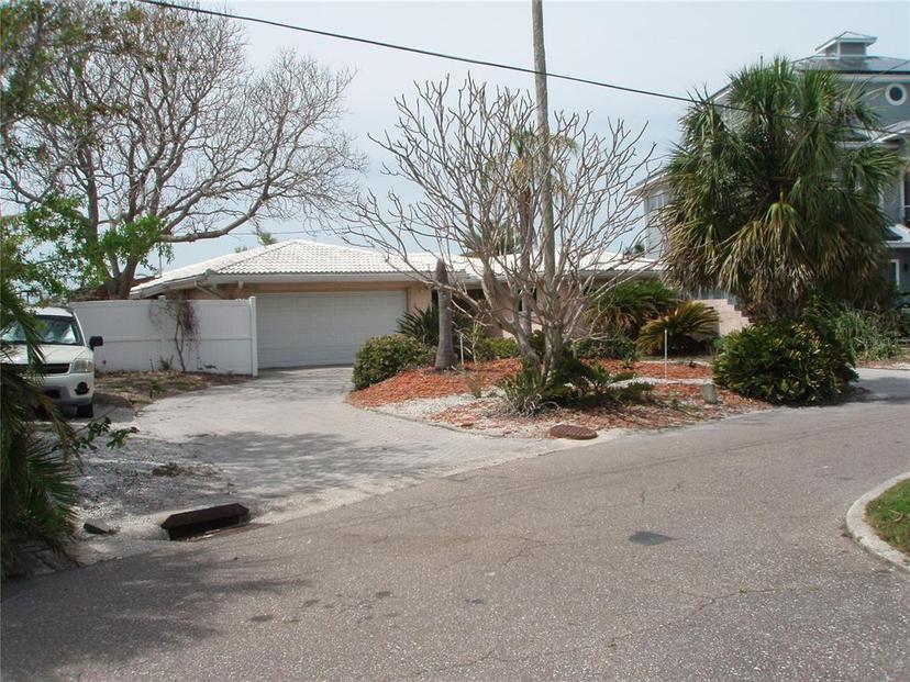 Picture of 1844 Venetian Point Drive, Clearwater FL 33755