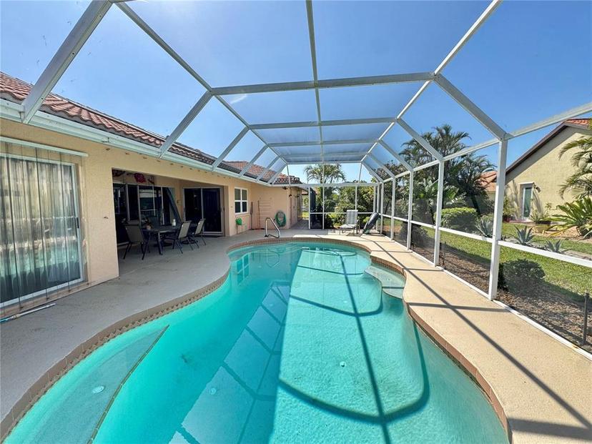 Picture of 417 Firethorn Avenue, Englewood FL 34223
