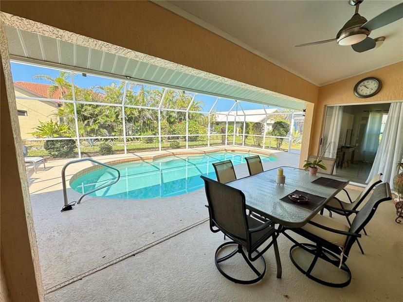 Picture of 417 Firethorn Avenue, Englewood FL 34223