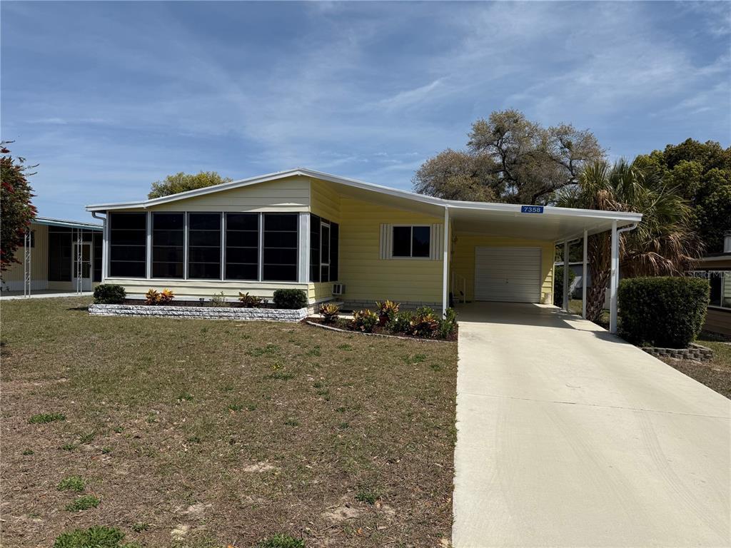 Picture of 7358 First Loop Avenue, Brooksville, FL 34613