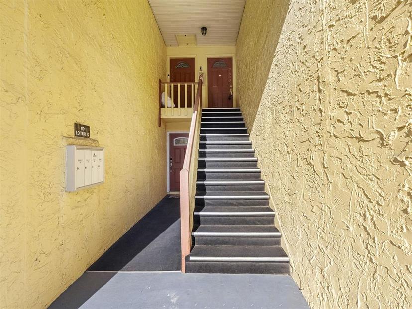 Picture of 7608 Dolonita Drive Unit 7608, Tampa FL 33615
