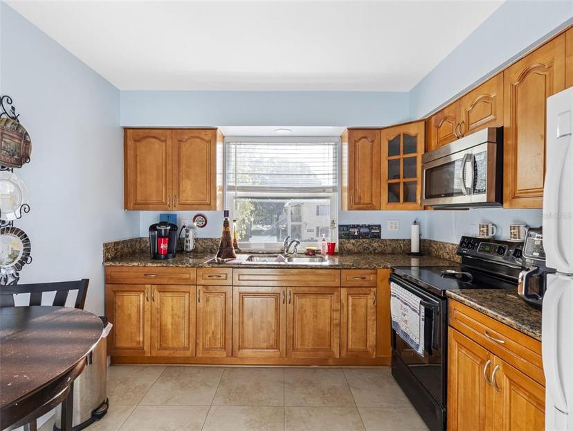 Picture of 7608 Dolonita Drive Unit 7608, Tampa FL 33615