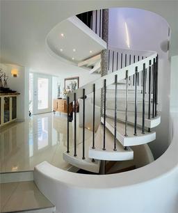 Picture of 936 Blvd Of The Arts Unit 19, Sarasota, FL 34236