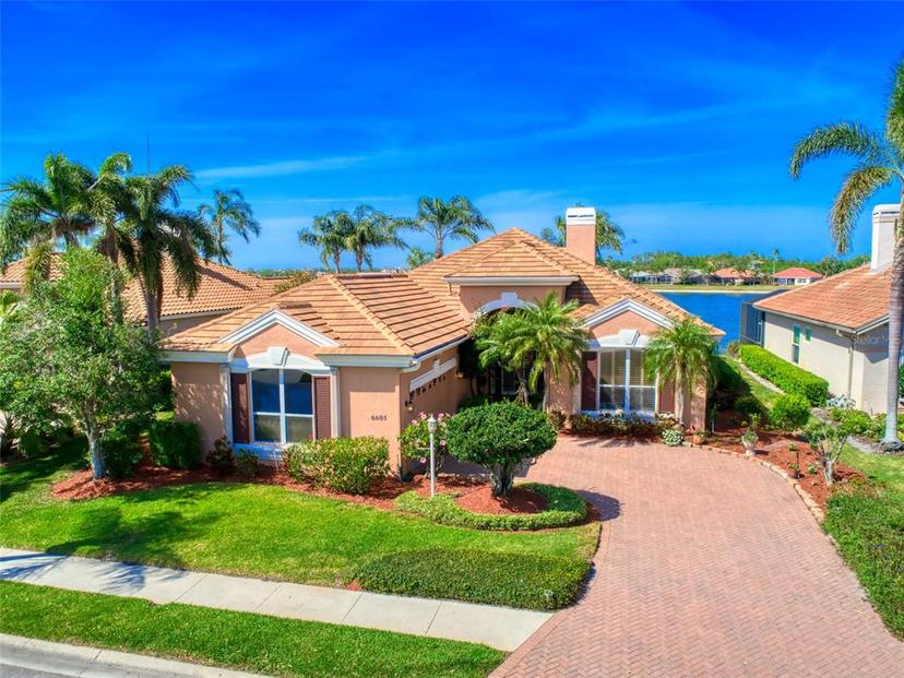 Picture of 6605 Waters Edge Way, Lakewood Ranch FL 34202