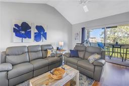 Picture of 115 112Th Avenue Ne Unit 310, St Petersburg, FL 33716
