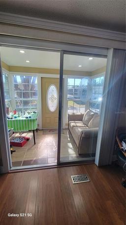 Picture of 585 Sky Harbor Drive Unit 139, Clearwater, FL 33759