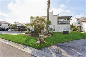 Picture of 4319 Harbor House Drive, Tampa, FL 33615