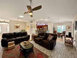 Picture of 867 Castleberry Circle, The Villages, FL 32162