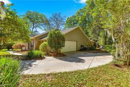 Picture of 2922 SE 39Th Place, Ocala, FL 34480