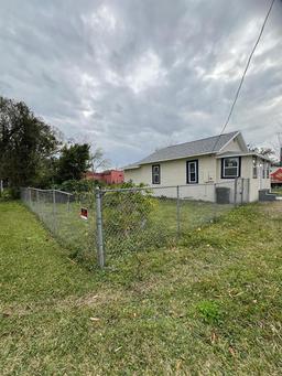 Picture of 569 Loomis Avenue, Daytona Beach, FL 32114