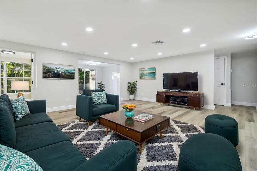 Picture of 7804 N Whittier Street, Tampa FL 33617