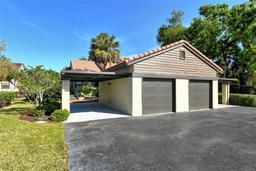 Picture of 4375 Trails Drive Unit 17-1, Sarasota, FL 34232