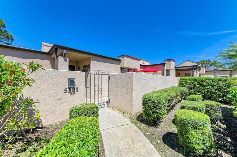 Picture of 5309 Myrtle Wood Road Unit 43, Sarasota FL 34235