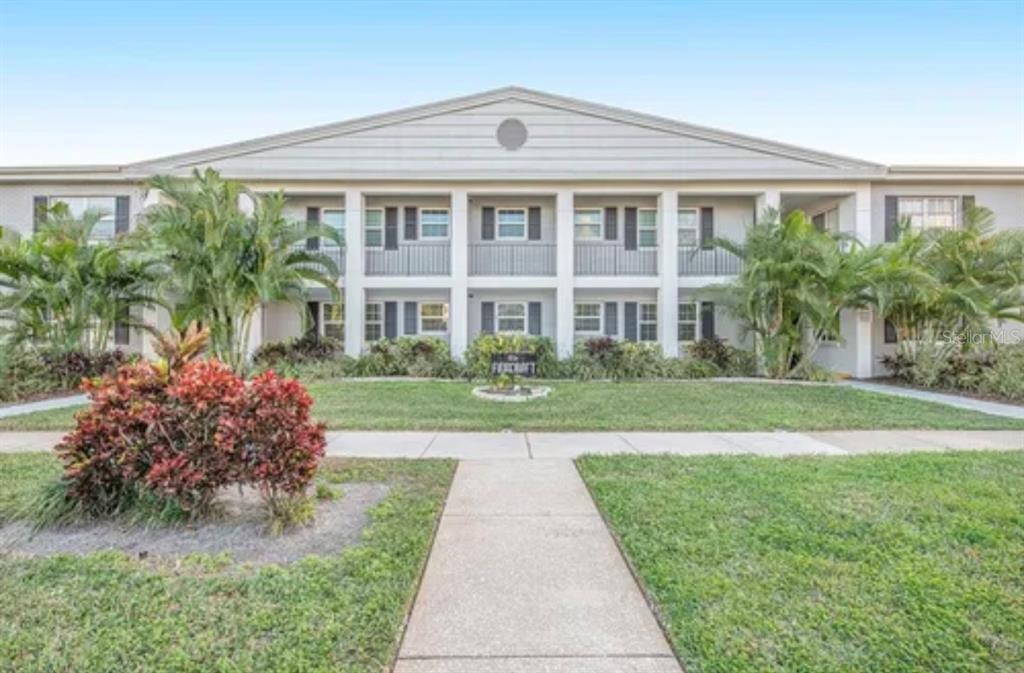 Picture of 300 35Th Avenue N Unit F25, St Petersburg, FL 33704