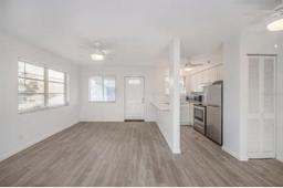 Picture of 300 35Th Avenue N Unit F25, St Petersburg, FL 33704