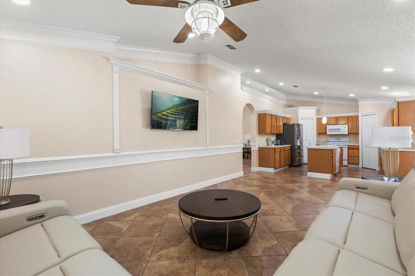 Picture of 1129 Dartford Drive, Kissimmee FL 34758