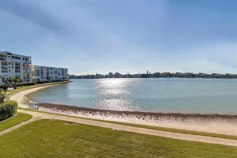 Picture of 7984 Sailboat Key Boulevard S Unit 105, South Pasadena FL 33707