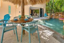 Picture of 4001 5Th Avenue, Holmes Beach, FL 34217
