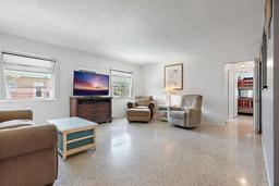 Picture of 121 46Th Avenue Unit 2H, St Pete Beach, FL 33706