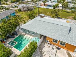 Picture of 424 62Nd Street, Holmes Beach, FL 34217