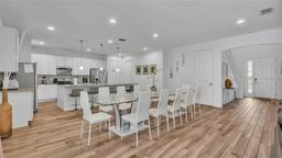 Picture of 7012 Oakwood Street, Davenport, FL 33837