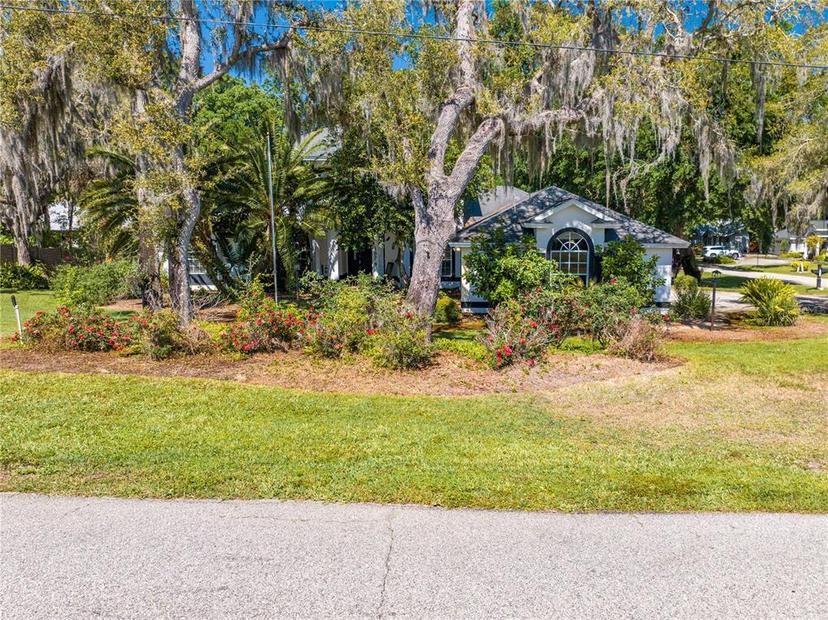 Picture of 1974 Lake Lotela Drive, Avon Park FL 33825