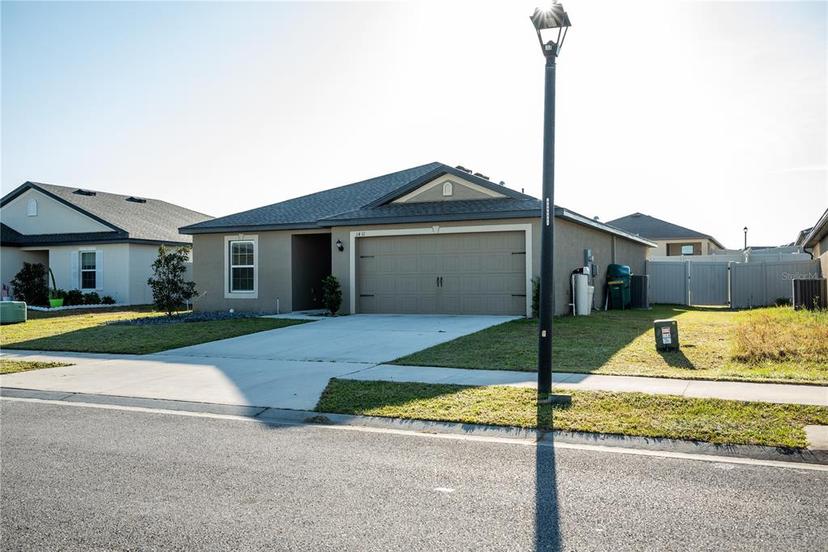 Picture of 1411 Swan Lake Circle, Dundee FL 33838