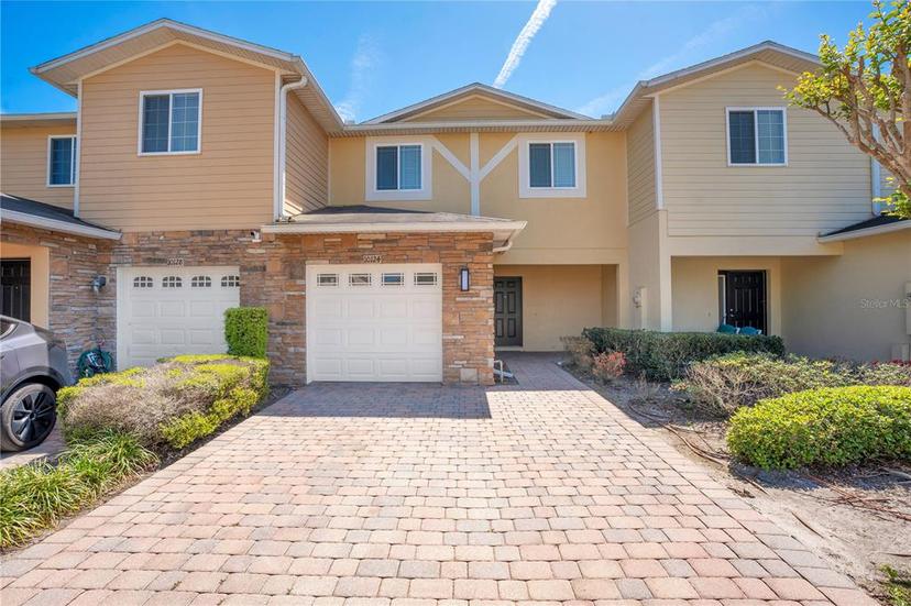 Picture of 10124 Shadow Leaf Court, Orlando FL 32825