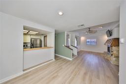 Picture of 4405 W Fair Oaks Avenue Unit 9, Tampa, FL 33611