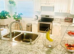 Picture of 5061 Barrington Circle Unit 1302, Sarasota, FL 34234