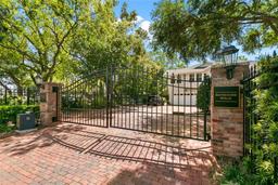 Picture of 2920 W El Prado Boulevard Unit 4, Tampa, FL 33629
