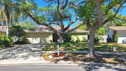 Picture of 30 Harbor Lake Circle, Safety Harbor, FL 34695
