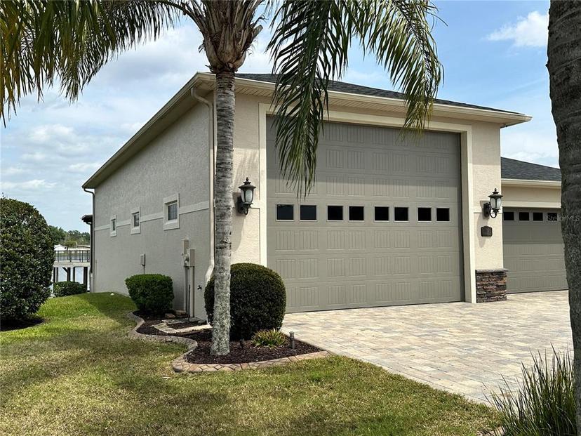 Picture of 710 Meandering Way, Polk City FL 33868