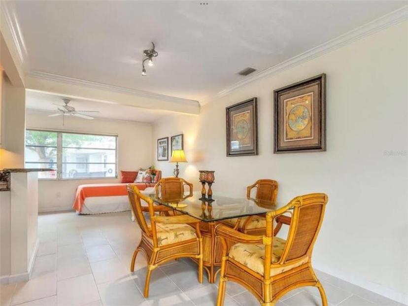 Picture of 1019 Beach Manor Circle Unit 51, Venice FL 34285