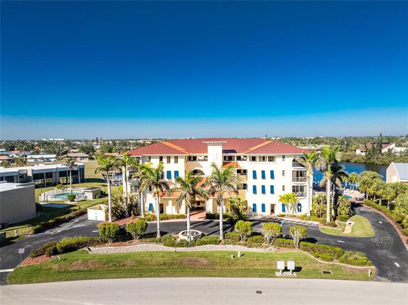 Picture of 1340 Rock Dove Court Unit 132, Punta Gorda FL 33950