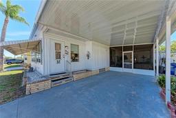 Picture of 5619 Bayshore Road Unit 423, Palmetto, FL 34221
