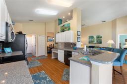 Picture of 121 Fitzgerald Ln, Davenport, FL 33837