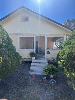 Picture of 718 Avenue L Sw, Winter Haven, FL 33880