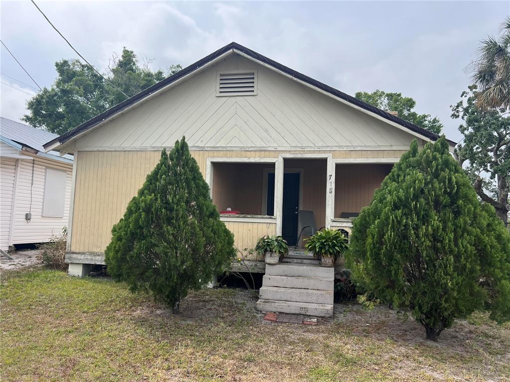 Picture of 718 Avenue L Sw, Winter Haven, FL 33880