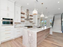 Picture of 2050 Hawaii Avenue Ne, St Petersburg, FL 33703