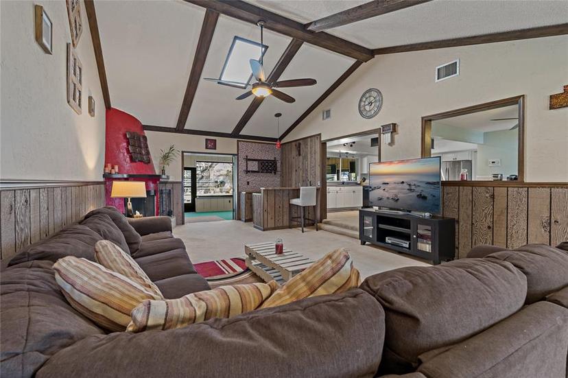 Picture of 6754 Winterset Gardens Rd, Winter Haven FL 33884