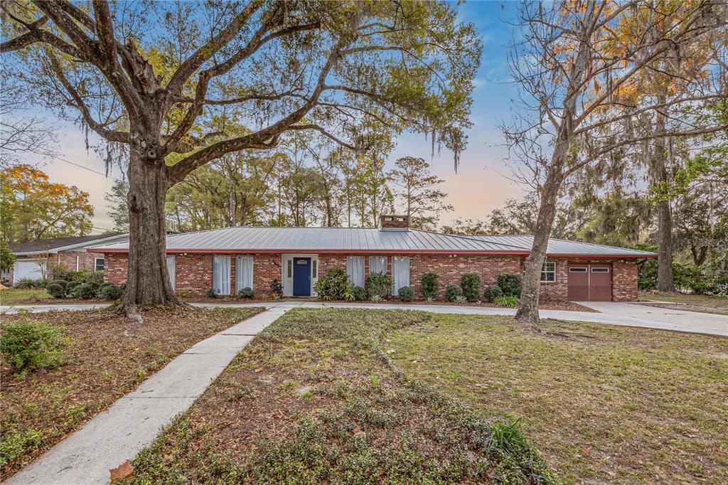 Picture of 3225 NW 27Th Terrace, Gainesville, FL 32605