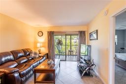Picture of 11485 Oakhurst Road Unit B401, Largo, FL 33774