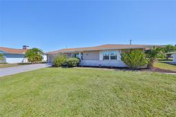 Picture of 607 Fox Hills Drive, Sun City Center, FL 33573
