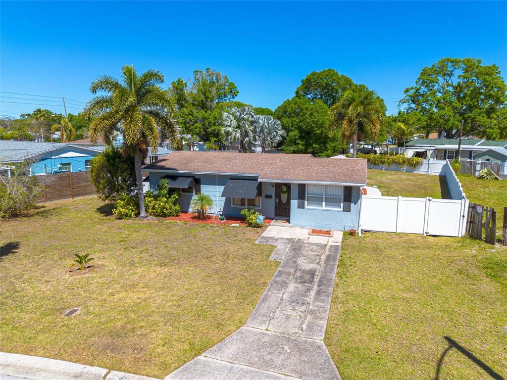 Picture of 1541 68Th Avenue N, St Petersburg, FL 33702