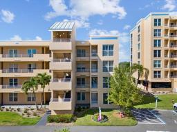 Picture of 4440 Fairways Boulevard Unit 210, Bradenton, FL 34209