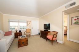 Picture of 4910 Bay Street Ne Unit 308, St Petersburg, FL 33703